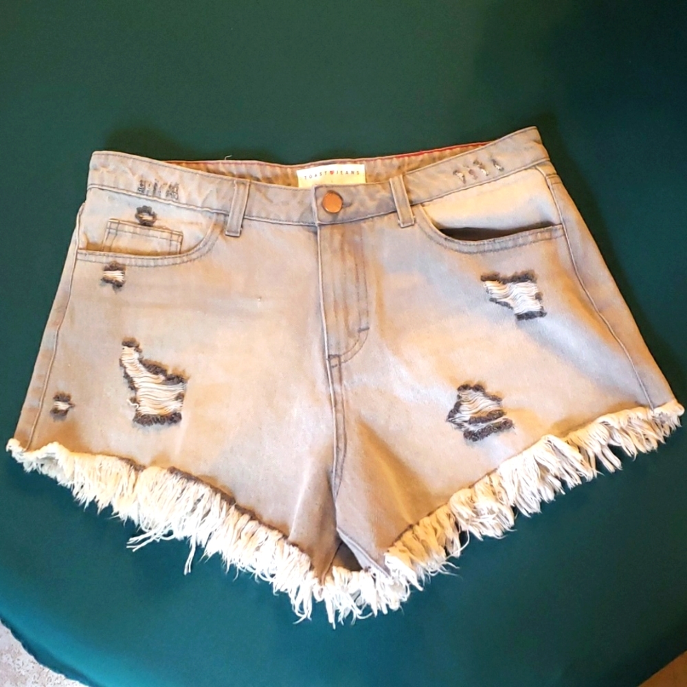 Cutoff jean shorts gray wash